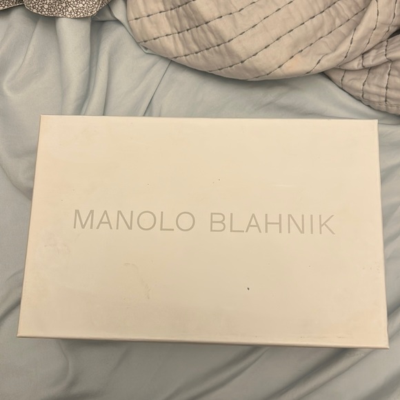 Manolo Blahnik Esparra Satin Yellow Stiletto Heels - Picture 2 of 10